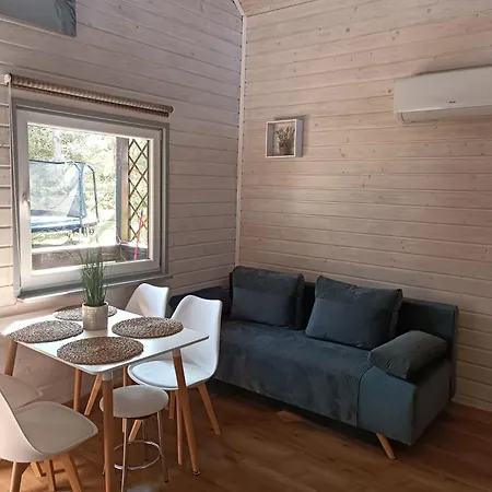 U Benka Деревянный коттедж